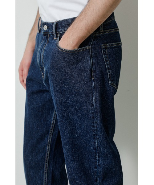 AZUL by moussy(アズールバイマウジー)の「WASHED LOOSE DENIM/ウォッシュドルースデニム(デニムパンツ・メンズ・ブルー/ライトブラック・SMALL/MEDIUM/LARGE)」の4枚目の写真