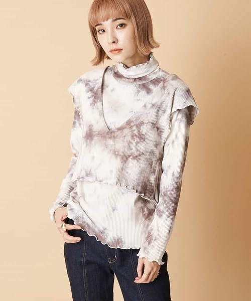 A de a.v.v(アードアー・ヴェ・ヴェ)の「タイダイ柄テレコセット(Tシャツ/カットソー・レディース・ベージュ/ライトグレー・36/38)」の16枚目の写真