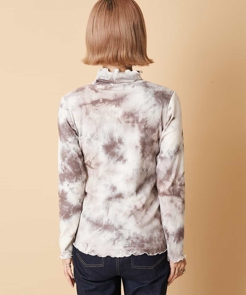 A de a.v.v(アードアー・ヴェ・ヴェ)の「タイダイ柄テレコセット(Tシャツ/カットソー・レディース・ベージュ/ライトグレー・36/38)」の8枚目の写真