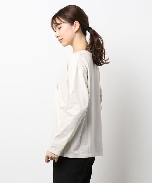 Te chichi（テチチ）の「ロゴプリントTシャツ（Tシャツ/カットソー・レディース・オフホワイト/ベージュ/モカ・ﾌﾘ-）」の4枚目の写真