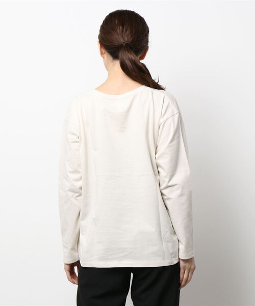 Te chichi（テチチ）の「ロゴプリントTシャツ（Tシャツ/カットソー・レディース・オフホワイト/ベージュ/モカ・ﾌﾘ-）」の5枚目の写真