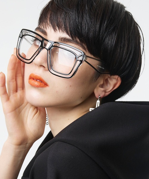 Narcissus(ナルシス)の「【Narcissus】ラインクリアサングラス(サングラス・レディース・ブラック・FREE)」の1枚目の写真