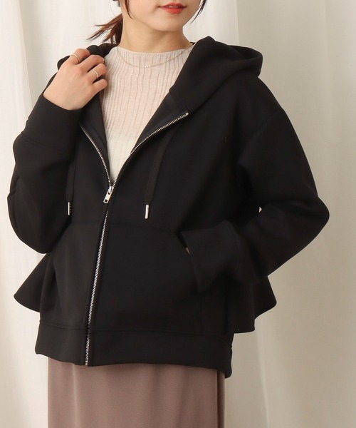 libelle more（リベル モア）の「ダンボールポンチ　バックフリルパーカー（パーカー・レディース・アイボリー/ブラック/杢グレー/グレイッシュベージュ/ミント/ネイビー・L/M）」の3枚目の写真