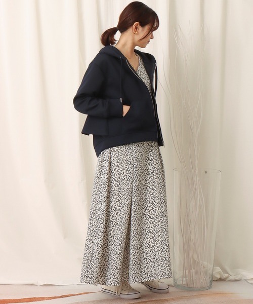 libelle more（リベル モア）の「ダンボールポンチ　バックフリルパーカー（パーカー・レディース・アイボリー/ブラック/杢グレー/グレイッシュベージュ/ミント/ネイビー・L/M）」の11枚目の写真