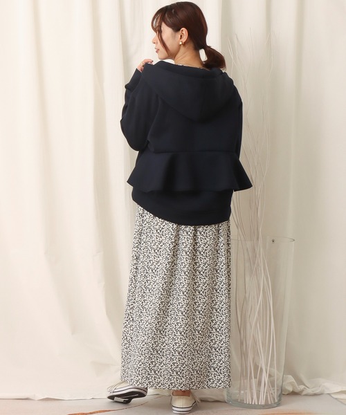 libelle more（リベル モア）の「ダンボールポンチ　バックフリルパーカー（パーカー・レディース・アイボリー/ブラック/杢グレー/グレイッシュベージュ/ミント/ネイビー・L/M）」の19枚目の写真