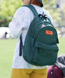 UNIVERSAL OVERALL（ユニバーサルオーバーオール）の「【UNIVERSAL OVERALL／ユニバーサルオーバーオール】【驚異の12ポケット】スラントデイパック 13.3インチPC・タブレット収納 仕分けの達人 リュック（バックパック/リュック）」