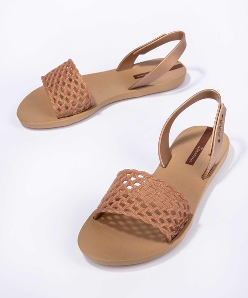 IPANEMA(イパネマ)の「Ipanema / BREEZY SANDAL(サンダル・レディース・ブラック系/ベージュ系/イエロー系/ピンク系/ライトブラウン/ブラウン/ライトグリーン・35/36/37/34/38)」の18枚目の写真