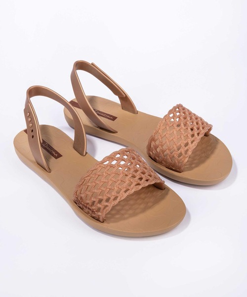 IPANEMA(イパネマ)の「Ipanema / BREEZY SANDAL(サンダル・レディース・ブラック系/ベージュ系/イエロー系/ピンク系/ライトブラウン/ブラウン/ライトグリーン・35/36/37/34/38)」の16枚目の写真