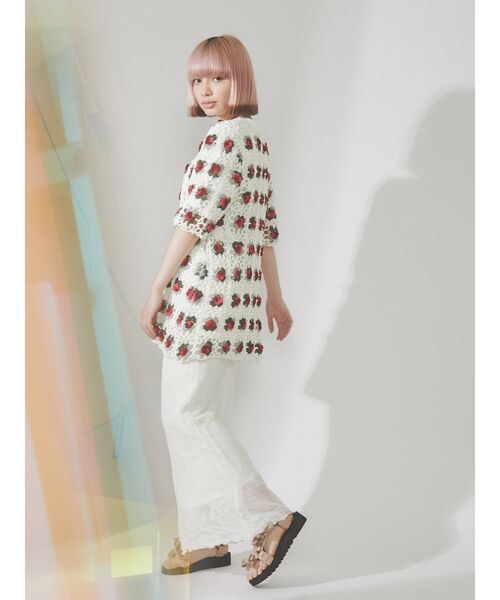 merry jenny（メリージェニー）の「flowerクロシェニットチュニック（チュニック・レディース・アイボリー/ブラック・FREE）」の16枚目の写真