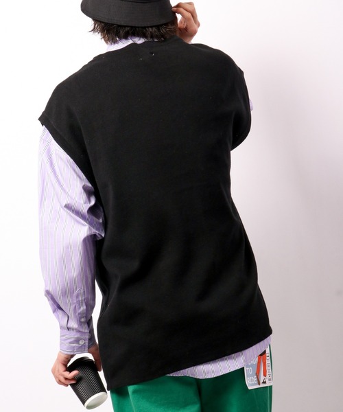 Revo.（レボ）の「Revo. コットン混 12G ルーズニットベスト（ベスト・メンズ・ホワイト/ブラック/グレー/ブルー・2/1）」の11枚目の写真