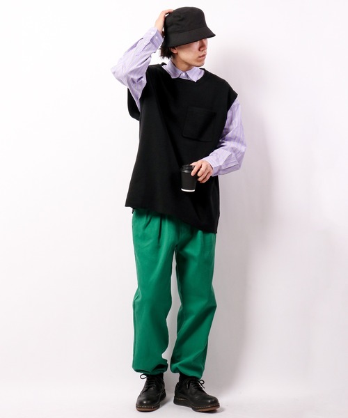 Revo.（レボ）の「Revo. コットン混 12G ルーズニットベスト（ベスト・メンズ・ホワイト/ブラック/グレー/ブルー・2/1）」の12枚目の写真