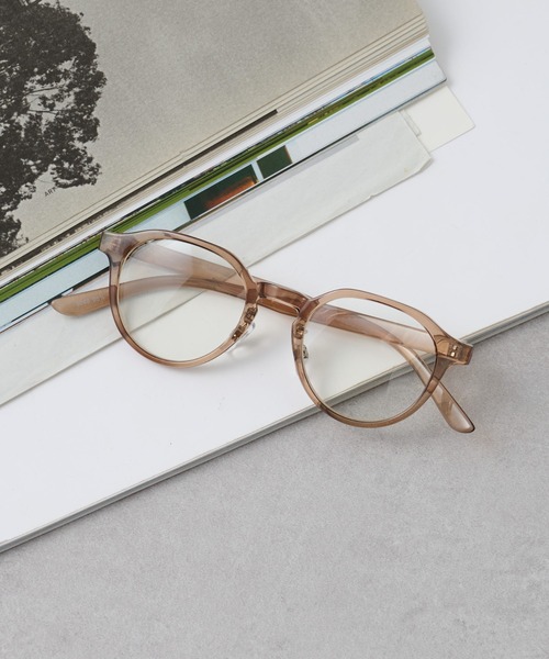 COLONY 2139(コロニートゥーワンスリーナイン)の「変形フレームサングラス/伊達眼鏡/UV99%カット(メガネ・レディース・ブラック/グレー/ブラウン/グリーン/ダークブラウン・FREE)」の3枚目の写真