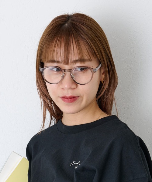 COLONY 2139(コロニートゥーワンスリーナイン)の「変形フレームサングラス/伊達眼鏡/UV99%カット(メガネ・レディース・ブラック/グレー/ブラウン/グリーン/ダークブラウン・FREE)」の2枚目の写真