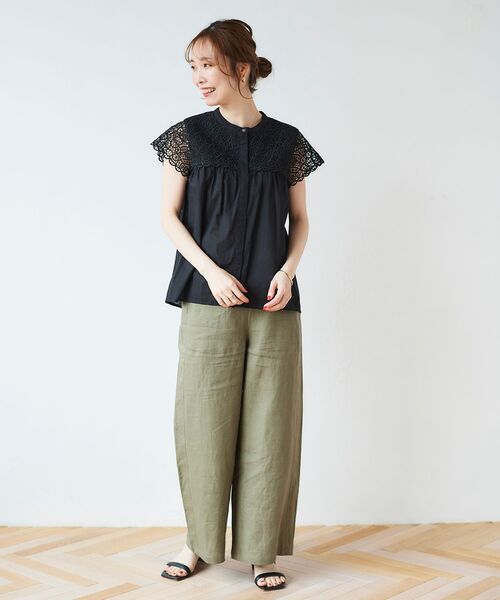 le.coeur blanc(ルクールブラン)の「エンブロイダリーレースフレンチブラウス(シャツ/ブラウス・レディース・オフホワイト/ブラック/ダークグリーン・38)」の10枚目の写真