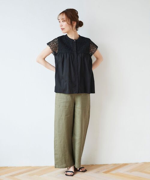 le.coeur blanc(ルクールブラン)の「エンブロイダリーレースフレンチブラウス(シャツ/ブラウス・レディース・オフホワイト/ブラック/ダークグリーン・38)」の6枚目の写真