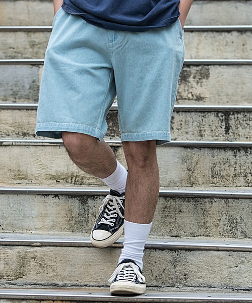 Dickies（ディッキーズ）の「『Dickies/ディッキーズ』TCツイル×デニムワイドハーフパンツ デニムショーツ（チノパンツ・メンズ・インディゴブルー/ホワイト/グリーン/その他/ベージュ/ブラック/サックスブルー・M/L/XL）」の6枚目の写真