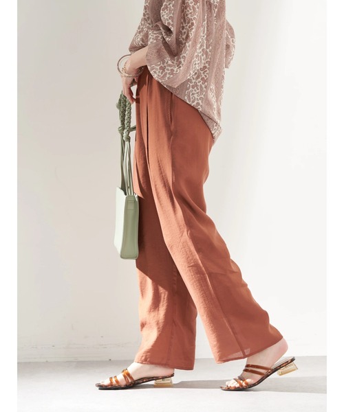 earth music&ecology（アースミュージックアンドエコロジー）の「エアリーフロントタックイージーパンツ（その他パンツ・レディース・ダークブラウン/レッド系その他5/オリーブ・FREE）」の7枚目の写真