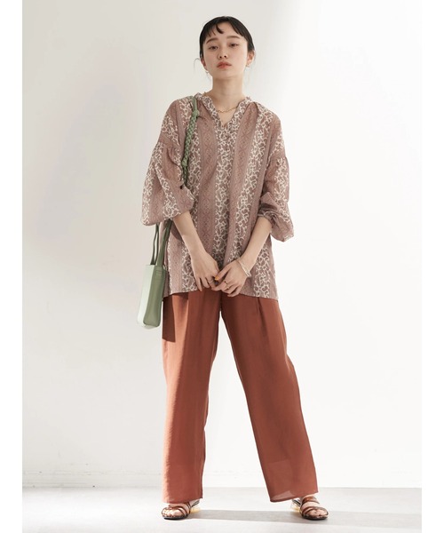 earth music&ecology（アースミュージックアンドエコロジー）の「エアリーフロントタックイージーパンツ（その他パンツ・レディース・ダークブラウン/レッド系その他5/オリーブ・FREE）」の9枚目の写真