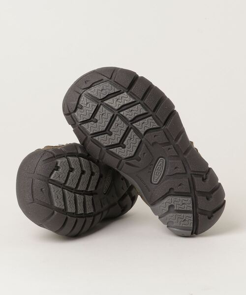 KEEN（キーン）の「SEACAMP II CNX / シーキャンプ ツー シーエヌエックス / キッズ サンダル（サンダル・キッズ・オリーブ・19.5cm/18cm/15cm/17cm/18.5cm/16cm）」の2枚目の写真