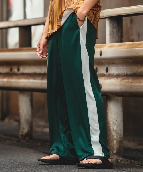 improves（インプローブス）の「ワイドシルエット ジャージ トラック パンツ（その他パンツ・メンズ・グリーン/ブラック/ブルー・X-LARGE/LARGE/MEDIUM）」の3枚目の写真