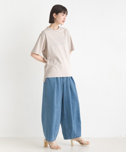 OMNES(オムネス)の「ユニセックス バイオポリウォッシュ 綿100%プリント半袖Tシャツ(Tシャツ/カットソー・レディース・ホワイト/ブラック/ミント/ピンクベージュ/チャコール・SMALL/MEDIUM/LARGE/X-LARGE)」の9枚目の写真