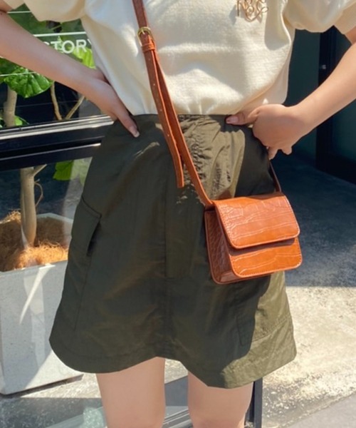 one after another NICE CLAUP(ワンアフターアナザーナイスクラップ)の「ユーティリティミニスカート(スカート・レディース・ブラック/ベージュ/カーキ・FREE)」の3枚目の写真