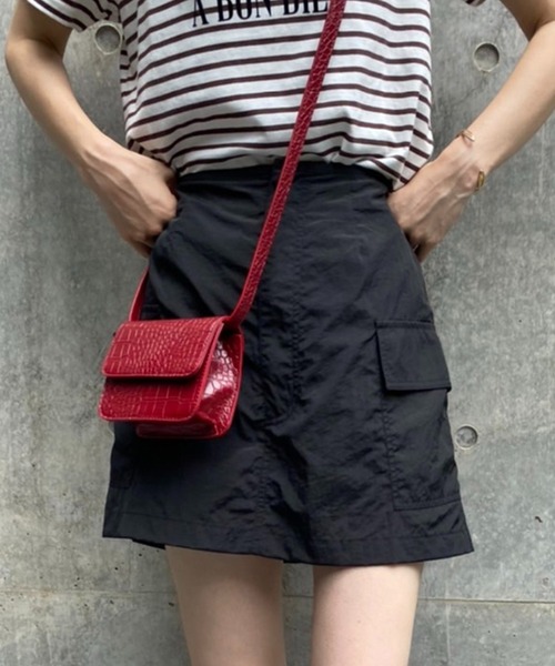 one after another NICE CLAUP(ワンアフターアナザーナイスクラップ)の「ユーティリティミニスカート(スカート・レディース・ブラック/ベージュ/カーキ・FREE)」の1枚目の写真