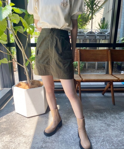 one after another NICE CLAUP(ワンアフターアナザーナイスクラップ)の「ユーティリティミニスカート(スカート・レディース・ブラック/ベージュ/カーキ・FREE)」の9枚目の写真