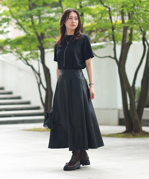 INDIVI（インディヴィ）の「【WORLD for the World】バックプリント ロゴTシャツ（Tシャツ/カットソー・レディース・ホワイト/ブラック・38/05/13）」の18枚目の写真