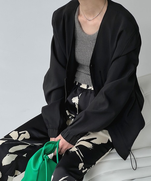 chuclla(チュクラ)の「セットアップ ノーカラーブルゾン chw22a033(ブルゾン・レディース・ブラック/モカ・M/L/S)」の2枚目の写真