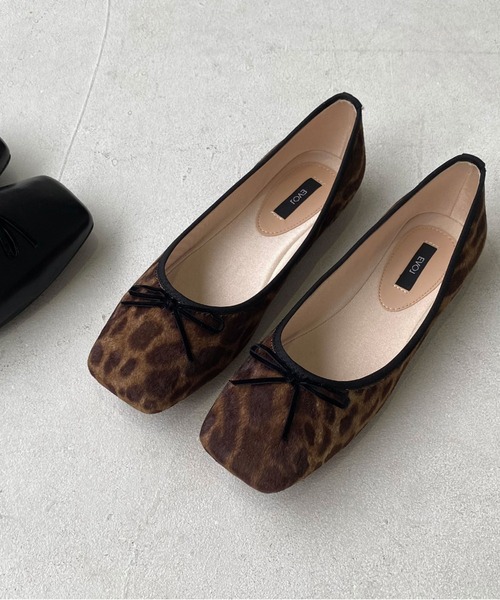 Doux archives（ドゥアルシーヴ）の「スクエアバレエシューズ（バレエシューズ・レディース・その他1/ブラック・MEDIUM/LARGE）」の2枚目の写真