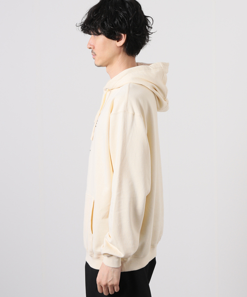 JOURNAL STANDARD(ジャーナルスタンダード)の「【SEPARATE BATH&TOILET】 SWEAT HOODIE(パーカー・メンズ・アイボリー・LARGE/MEDIUM/SMALL)」の4枚目の写真