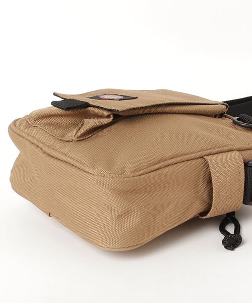 Dickies(ディッキーズ)の「Dickies/ディッキーズ AUTHENTIC SQUARE SHOULDER BAG ショルダーバック ミニバッグ(ショルダーバッグ・メンズ・ベージュ/ブラック/オレンジ/カーキ・FREE)」の22枚目の写真