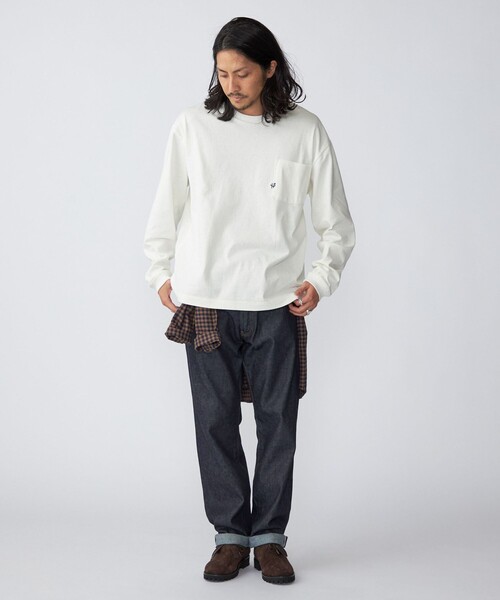 SHIPS（シップス）の「*SHIPS: 〈汗染み防止加工〉 ワンポイント ロゴ ビッグシルエット ヘビーウェイト Tシャツ (ロンT)（Tシャツ/カットソー・メンズ・ホワイト/ブラック/パープル/ネイビー・MEDIUM/X-LARGE/LARGE/SMALL）」の5枚目の写真