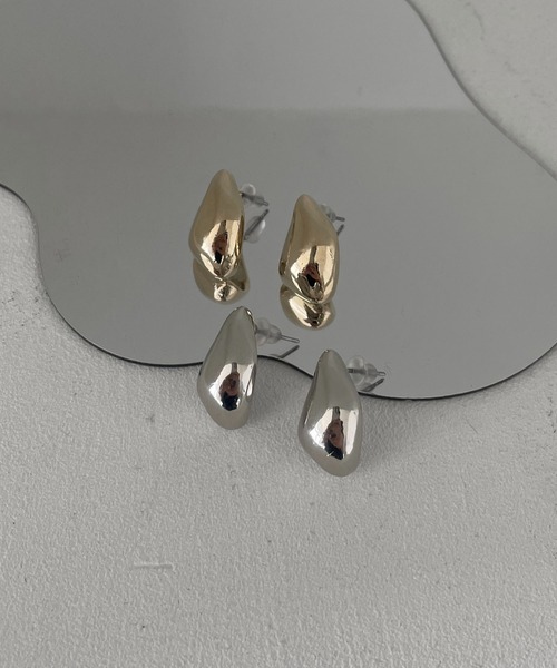 cheriella（シェリエラ）の「【cheriella】変形ドロップメタルピアス（ピアス（両耳用）・レディース・シルバー/ゴールド・FREE）」の11枚目の写真