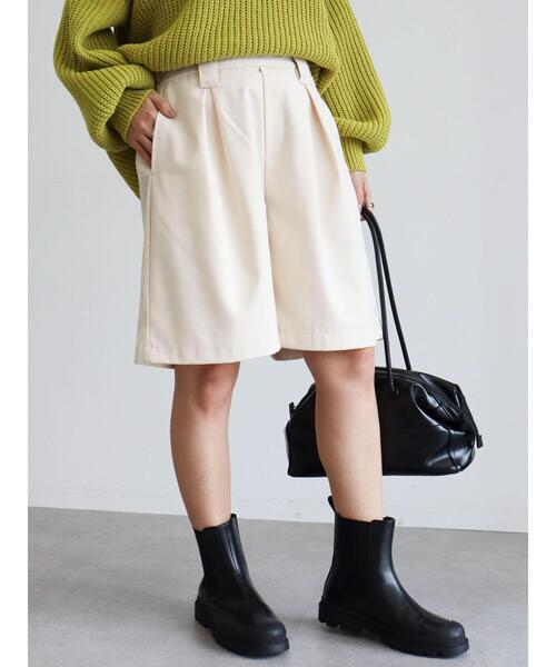 Green Parks(グリーンパークス)の「ツータックハーフパンツ(その他パンツ・レディース・ブラック/グレー/ホワイト系その他2・FREE)」の22枚目の写真