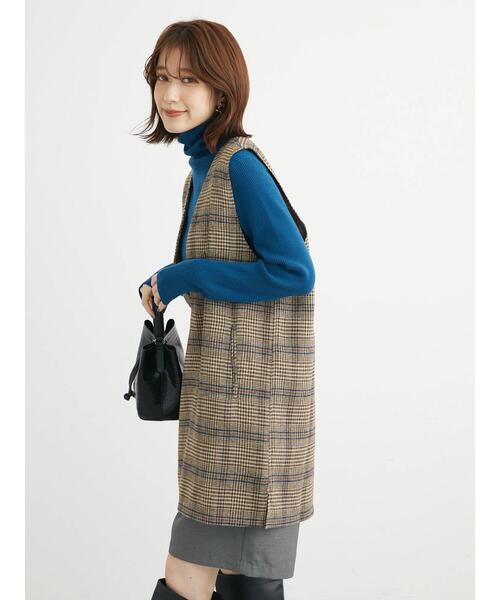 Green Parks(グリーンパークス)の「ツータックハーフパンツ(その他パンツ・レディース・ブラック/グレー/ホワイト系その他2・FREE)」の11枚目の写真