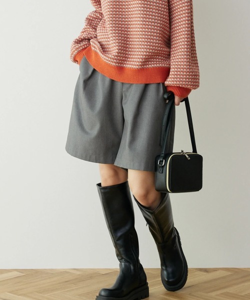 Green Parks(グリーンパークス)の「ツータックハーフパンツ(その他パンツ・レディース・ブラック/グレー/ホワイト系その他2・FREE)」の3枚目の写真