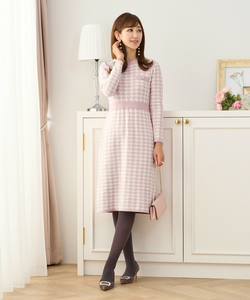 Prima Scherrer(プリマシェレル)の「千鳥格子 ニットジャカード ワンピース Prima Scherrer(ワンピース・レディース・ピンク/ブラック/グレー・M/S)」の3枚目の写真