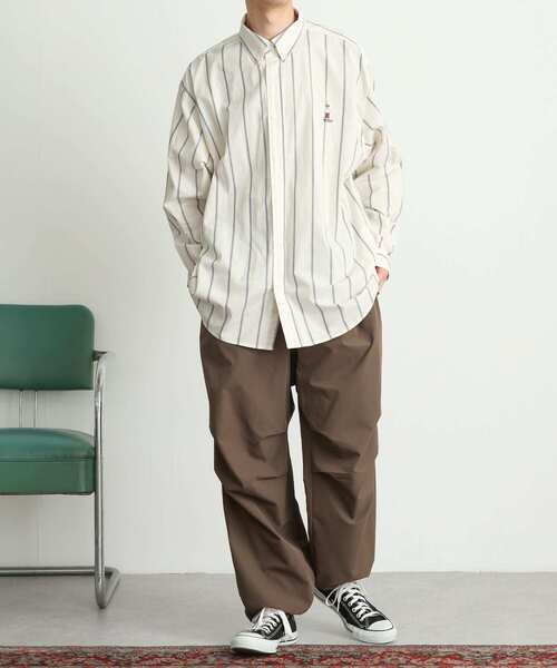 SENSE OF PLACE by URBAN RESEARCH（センスオブプレイスバイアーバンリサーチ）の「『別注』TeddyBear×SENSE OF PLACE　テディベアストライプシャツ（シャツ/ブラウス・メンズ・ブルー/ライトカーキ/ライトベージュ・MEDIUM/LARGE）」の9枚目の写真