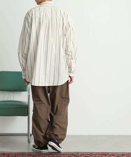 SENSE OF PLACE by URBAN RESEARCH（センスオブプレイスバイアーバンリサーチ）の「『別注』TeddyBear×SENSE OF PLACE　テディベアストライプシャツ（シャツ/ブラウス・メンズ・ブルー/ライトカーキ/ライトベージュ・MEDIUM/LARGE）」の11枚目の写真