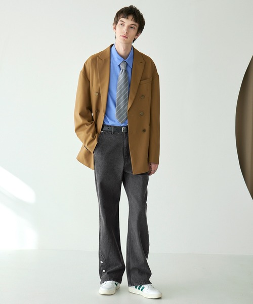 EMMA CLOTHES（エマクローズ）の「サイドボタンセミワイドストレートデニムパンツ EMMA CLOTHES（デニムパンツ・メンズ・グレー/ブルー・M/L）」の7枚目の写真