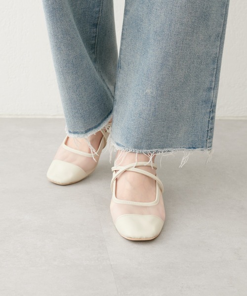 natural couture（ナチュラルクチュール）の「チュールストラップ付きミュール（パンプス・レディース・アイボリー/ブラック/ベージュ・MEDIUM/LARGE）」の5枚目の写真