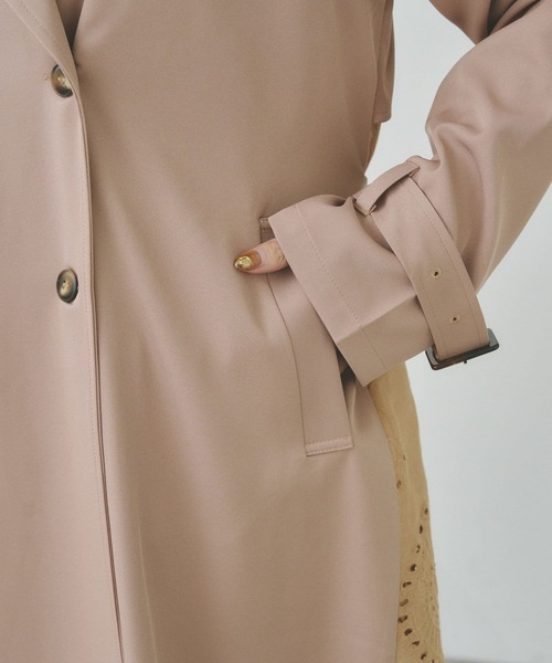 Chez toi（シェトワ）の「BACKカットワークレーストレンチコート
