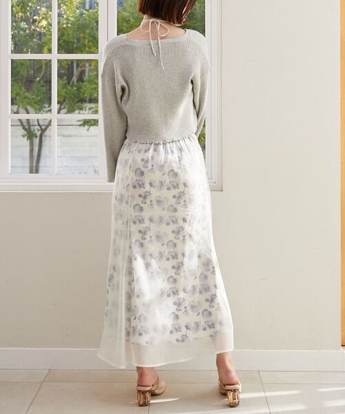 MAJESTIC LEGON(マジェスティックレゴン)の「キャミsetプレートニットカーデ(アンサンブル・レディース・イエロー/ピンク/ライトグリーン/ベージュ/チャコールグレー/ライトグレー・MEDIUM)」の19枚目の写真