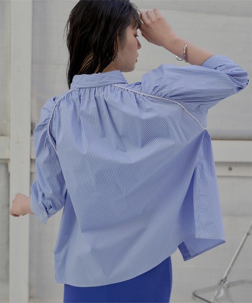 miette（ミエット）の「ギャザーラグランスリーブブラウス（シャツ/ブラウス・レディース・オフホワイト/ブルー・FREE）」の11枚目の写真