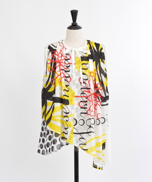 gomme（ゴム）の「リーフプリント　ギャザードッキングブラウス（シャツ/ブラウス・レディース・ホワイト/ブラック・MEDIUM）」の4枚目の写真