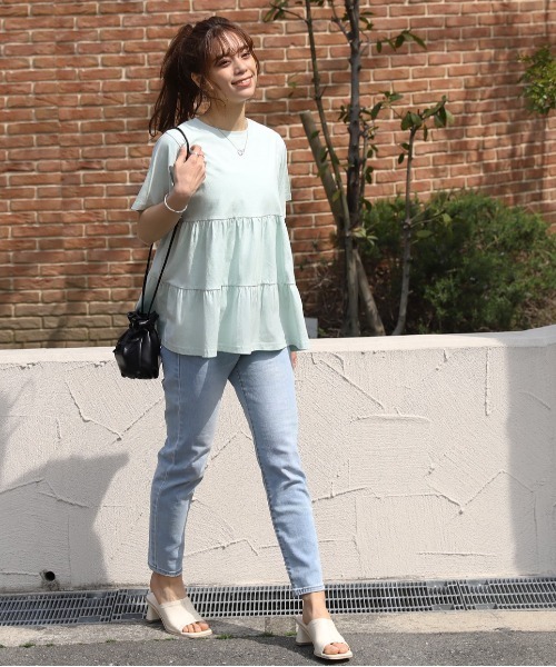 ad thie(アドティエ)の「ティアード チュニックTシャツ(Tシャツ/カットソー・レディース・ベビーピンク/セージグリーン/ダークブラウン/クリーム/ピンク系その他4/エメラルドブルー/チャコール/ブルー/ブラック/イエロー/オフホワイト/モカ/ライム・FREE/LL)」の20枚目の写真