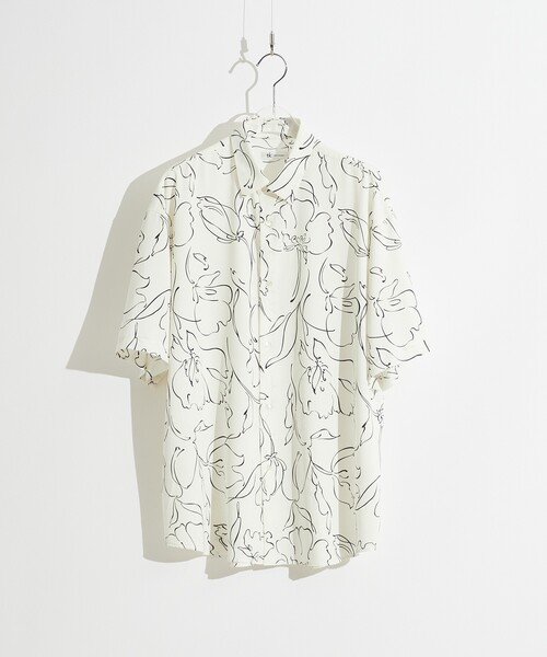 tk.TAKEO KIKUCHI(ティーケータケオキクチ)の「◆柄アソート半袖シャツ(シャツ/ブラウス・メンズ・ブラック系2/ブルー系2/ライトグレー系3/ネイビー系9/ホワイト系1/ブラック系3/ブラック系/ベージュ系4・01/02/03)」の1枚目の写真