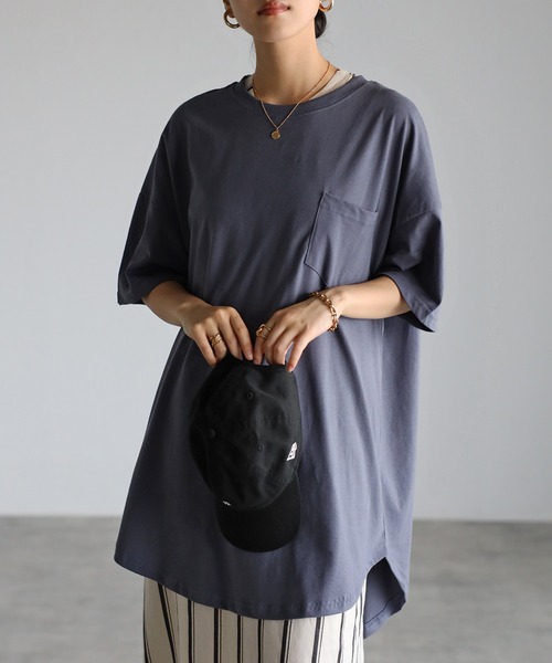 Fizz（フィズ）の「【Fizz/フィズ】　胸ポケット付きラウンドヘムビッグTシャツ（Tシャツ/カットソー・レディース・ブラック/アイボリー/ブルー/モカ/グリーン・L/M）」の5枚目の写真